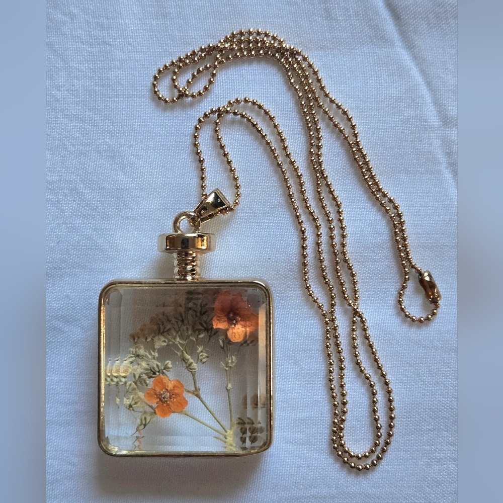 Necklace w/ Dried Flowers in Beveled Glass Bottle Pendant